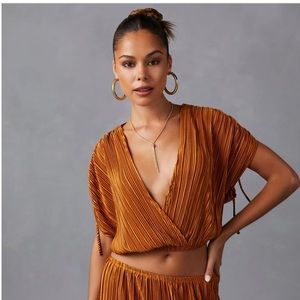 NWT Vici Collection Ottavia Plisse top